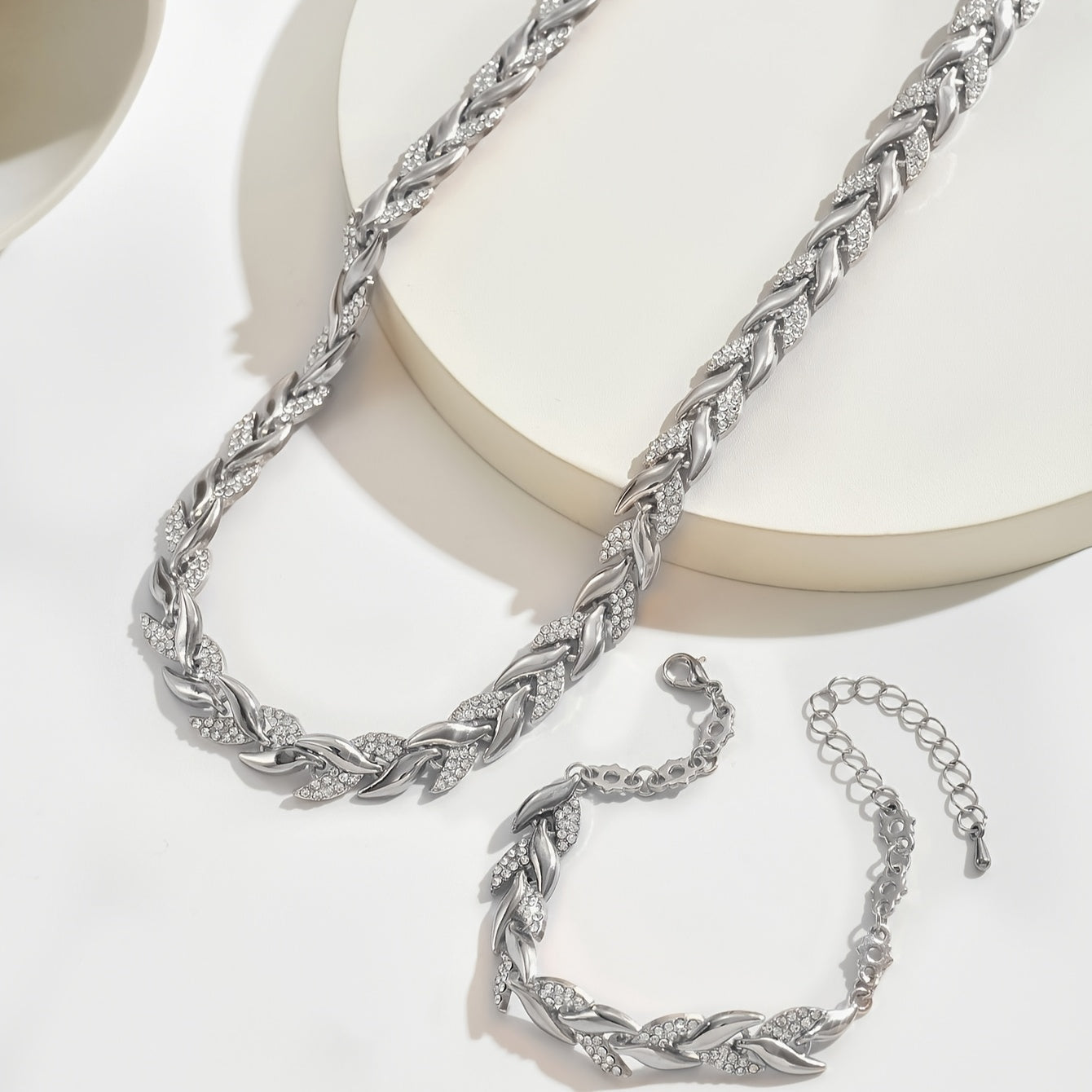 Set Collana e Bracciale a Spina di Pesce