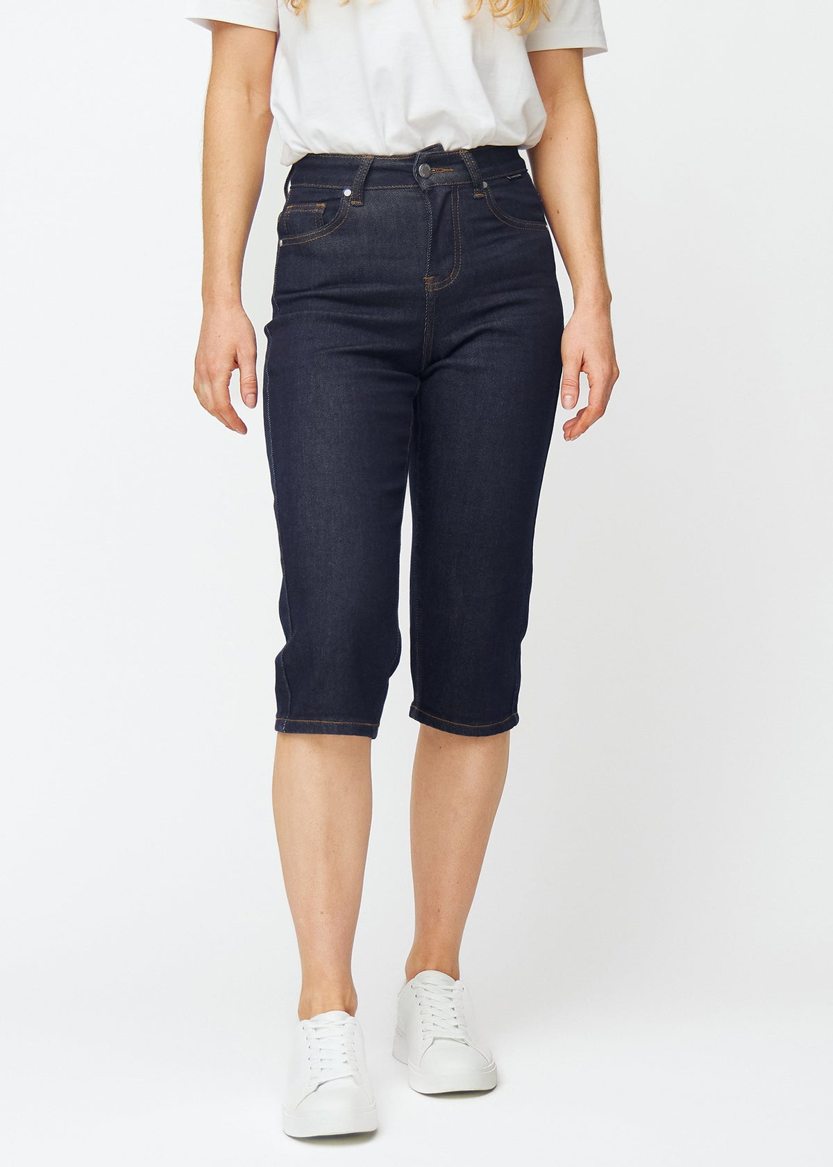 Ingrid – Donkerblauwe Caprijeans met Rechte Pasvorm