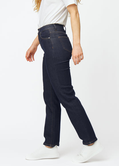 Veerle – Donkerblauwe Stretchjeans met Hoge Taille en Rechte Pijpen