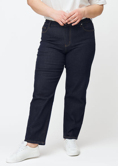 Veerle – Donkerblauwe Stretchjeans met Hoge Taille en Rechte Pijpen