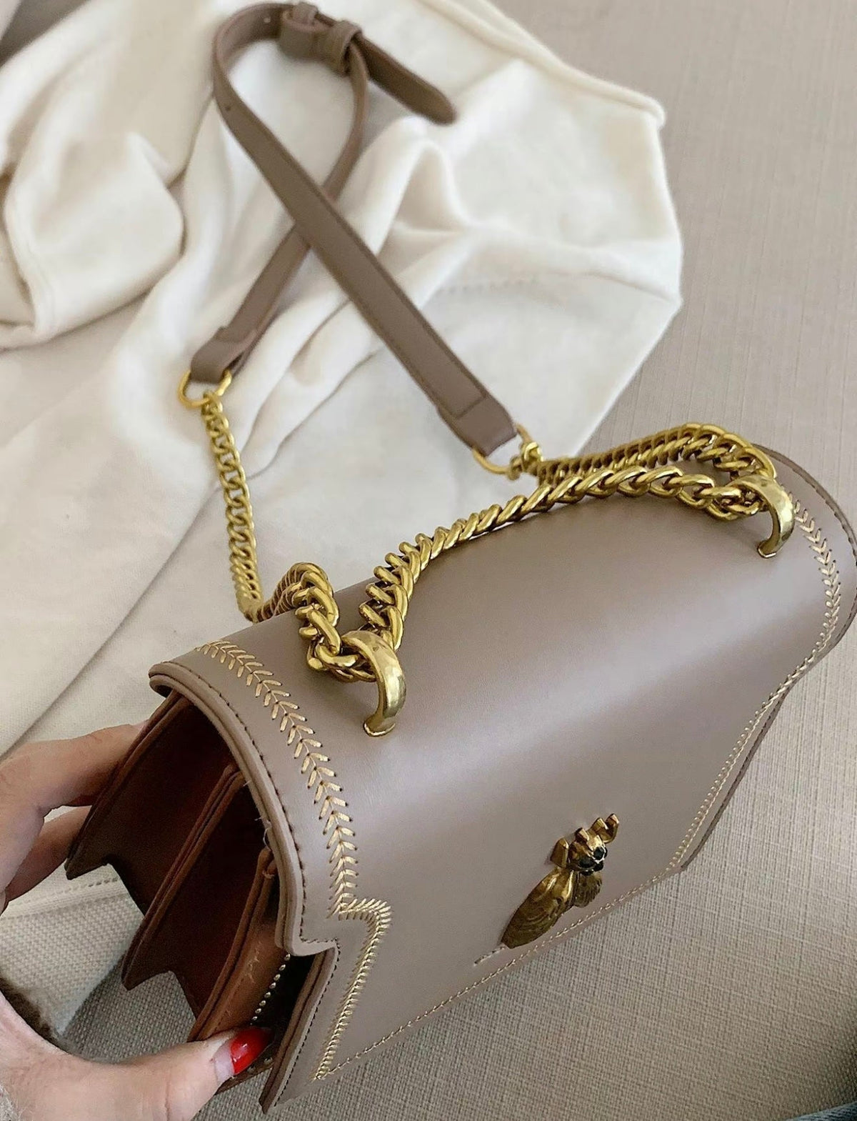 Éloria Paris | Luxe handtas met kettingriem