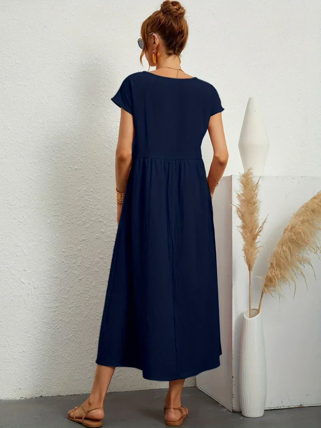 Gabrielle™ — Abito midi fluido ed elegante