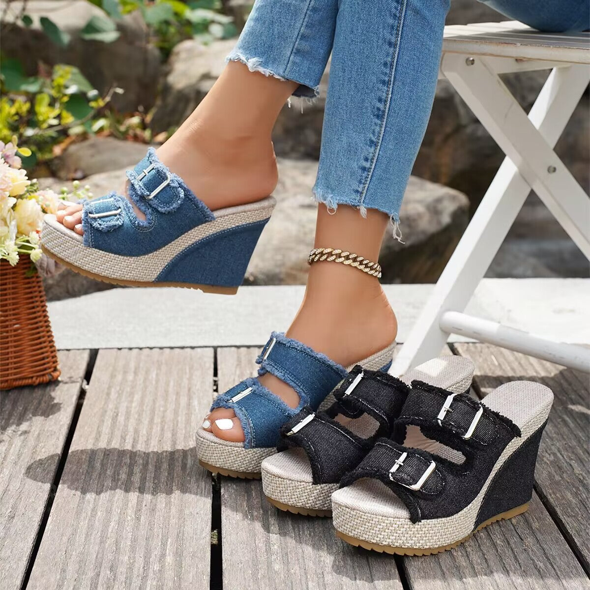 Atelier | Sandali con zeppa e bordi sfrangiati
