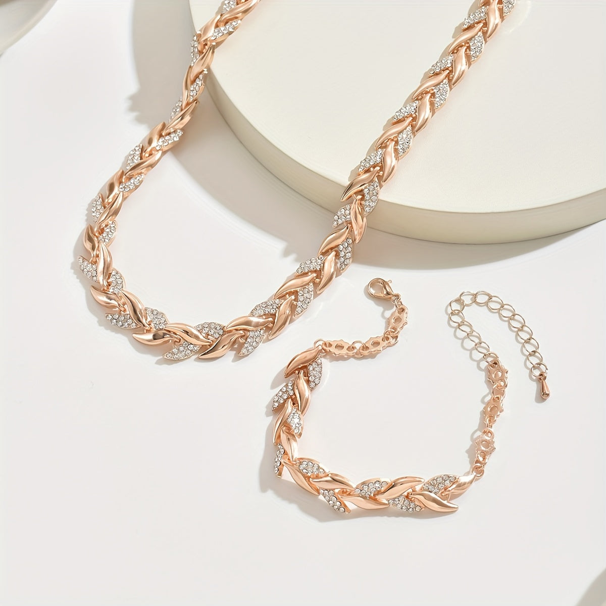 Set Collana e Bracciale a Spina di Pesce