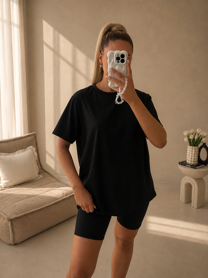 Completo due pezzi: shorts ciclista a costine e T-shirt