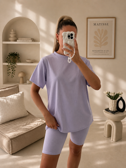 Completo due pezzi: shorts ciclista a costine e T-shirt